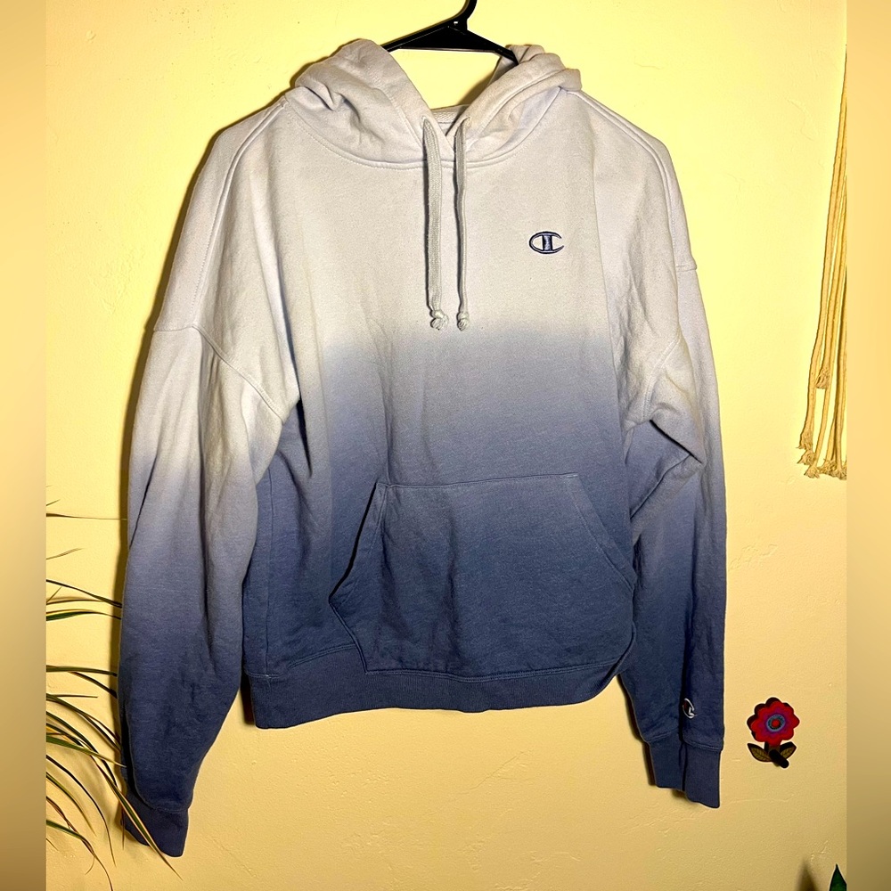 90’s Champion Blue Ombre Pullover Hoodie